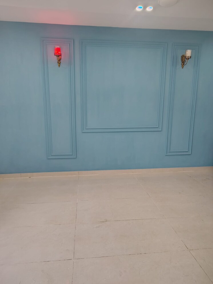 Room, ms-enclave-zirakpur 2 Bedroom 100 Sq.Yd. Apartment In Dhakoli Zirakpur 9275057