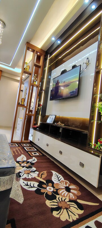 Furnished Amenities in 2 BHK Apartment at Signature Global Proxima, Sector 89 – for Rent