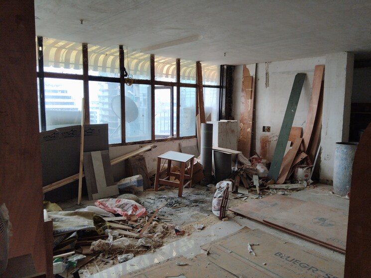 Living Room, netaji subhash place Commercial Office Space 806 Sq.Ft. In Netaji Subhash Place Delhi 9275084