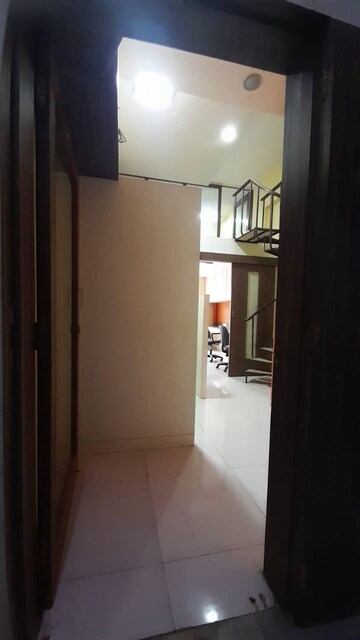 Room in  Office Space at Royal Palms, Goregaon East – for Rent