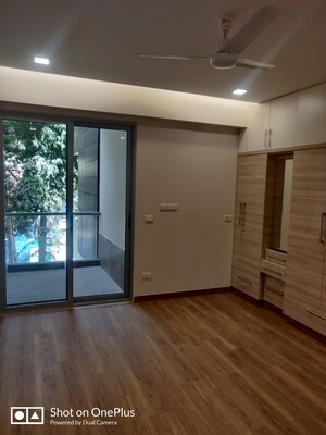 Room in 4 BHK Builder Floor at Hauz Khas – for Rent