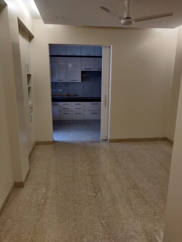 Room in 4 BHK Builder Floor at Hauz Khas – for Rent