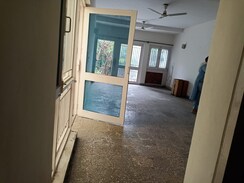 3.5 BHK Villa For Sale in Arun Vihar Sector 37