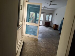 3.5 BHK Villa For Sale in Arun Vihar Sector 37, Sector 37