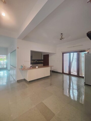 Room in 4 BHK Independent House at Rmv 2nd Stage – for Sale