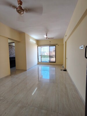 2 BHK Apartment For Rent in Borivali West