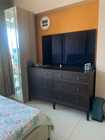 Bedroom in 3.5 BHK Apartment at Runwal Elegante, Andheri West – for Sale