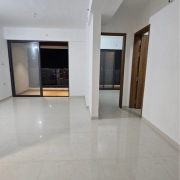 Room in 2 BHK Apartment at Majestique Signature Tower Phase 2, Dasar – for Rent