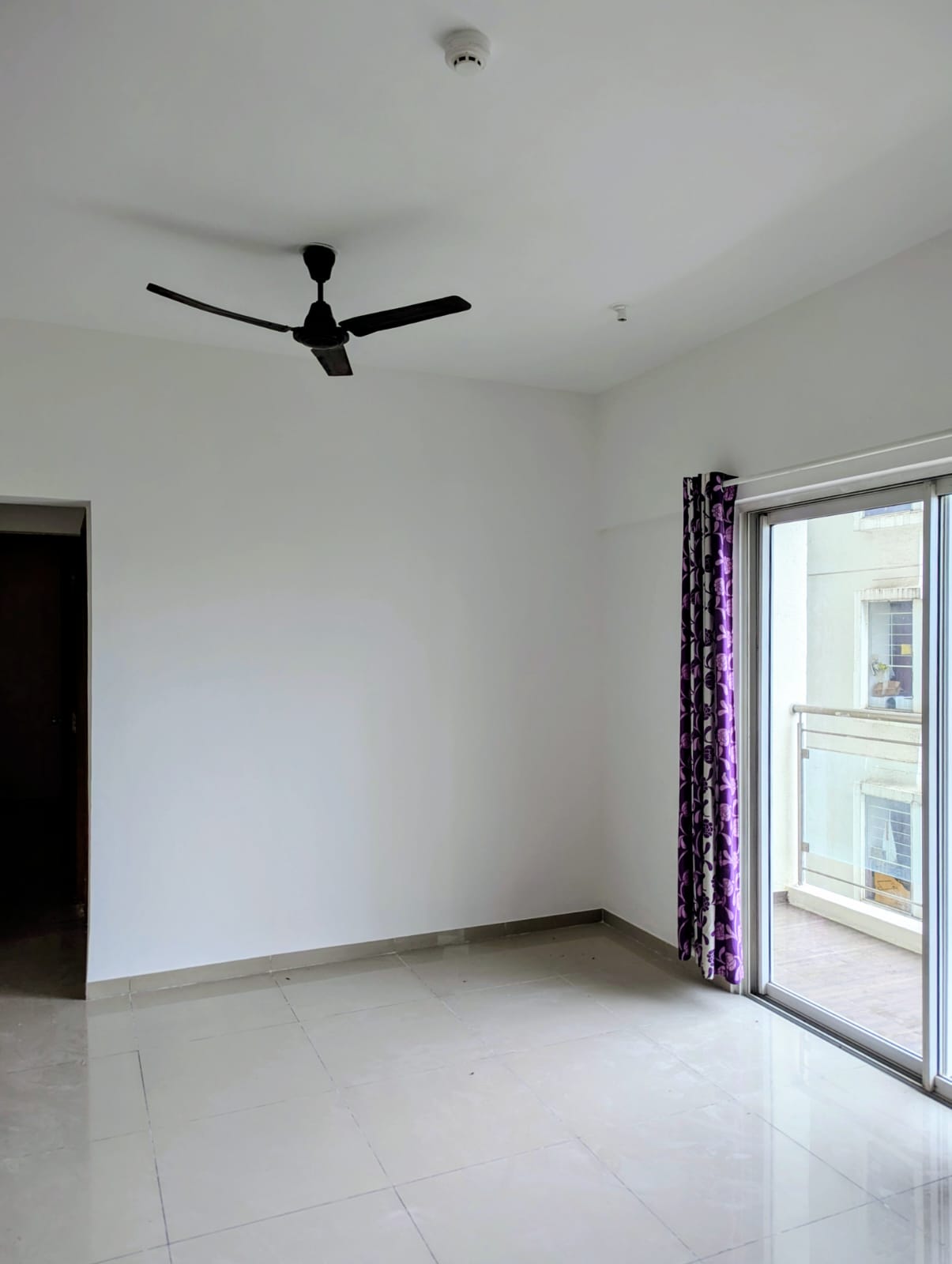 2 BHK Apartment For Rent in The Chatterjee The Crown Greens