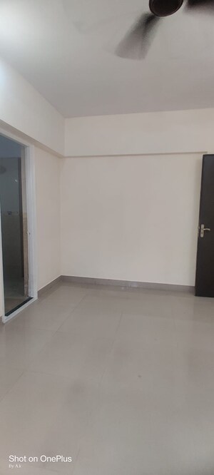 Room in 1 BHK Apartment at GHP Woodland Heights, Chandivali – for Rent