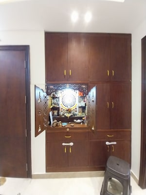 Furnished Amenities in 4 BHK Builder Floor at Realtech The Luxurium, Sushant Lok I – for Sale