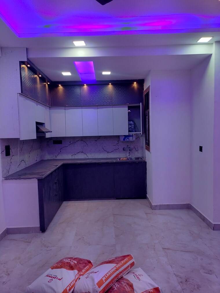 Kitchen, knowledge park v greater noida 3 Bedroom 1700 Sq.Ft. Builder Floor In Knowledge Park V Greater Noida Greater Noida 9275308