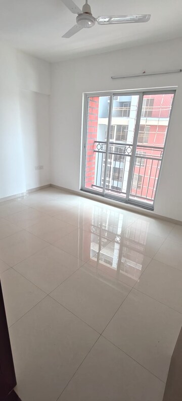 Room in 2 BHK Apartment at Jhamtani Ace Abode, Kiwale – for Rent
