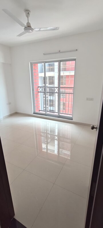 Room in 2 BHK Apartment at Jhamtani Ace Abode, Kiwale – for Rent