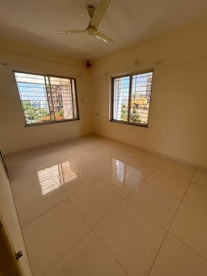 Room in 2 BHK Apartment at Sai Vaibhav Pune, Pimple Saudagar – for Sale