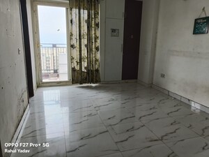 Room in 3 BHK Apartment at Casa Woodstock, Sector 16c Greater Noida – for Rent