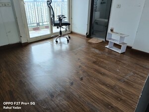 Room in 3 BHK Apartment at Casa Woodstock, Sector 16c Greater Noida – for Rent