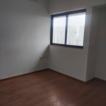 Room in 2 BHK Apartment at Lodha Casa Rio, Dombivli East – for Rent
