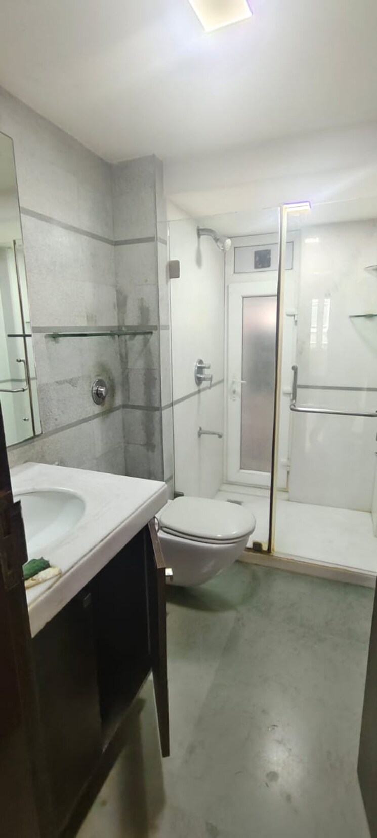 Bathroom, belvedere-apartment 3 Bedroom 1200 Sq.Ft. Apartment In Bandra West Mumbai 9275410