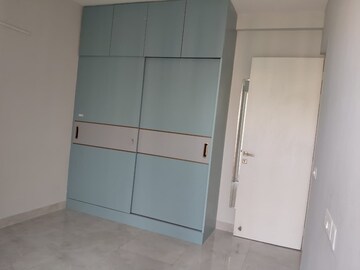 Furnished Amenities in 2 BHK Apartment at Signature Global City, Sector 37d – for Rent