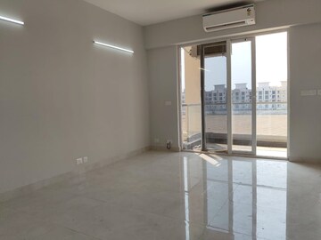 Room in 2 BHK Apartment at Signature Global City, Sector 37d – for Rent