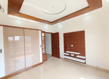 6+ BHK Villa For Sale in Sector 89