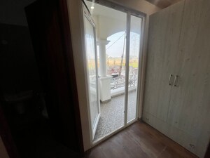 Room in 3 BHK Builder Floor at Dhakoli – for Rent