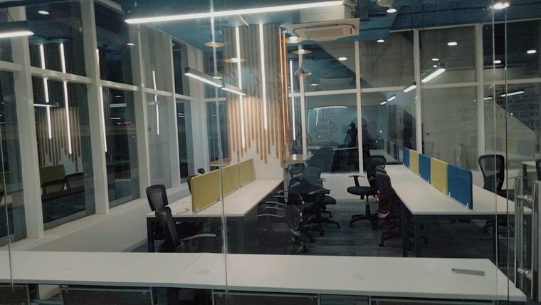 Gym, vijay nagar Commercial Office Space 3500 Sq.Ft. In Vijay Nagar Indore 9275449