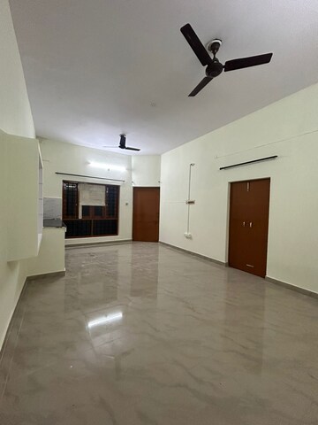 Room in 2 BHK Independent House at SSV INFRA & HOUSING, Gomti Nagar – for Rent