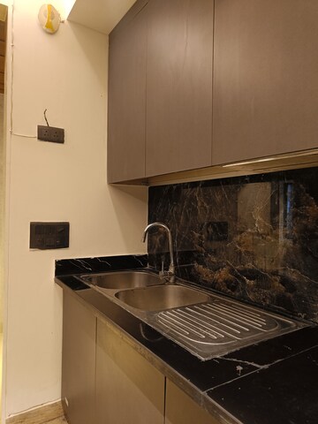 Kitchen in 4 BHK Builder Floor at DLF Green Avenue, Dlf Phase iv – for Rent