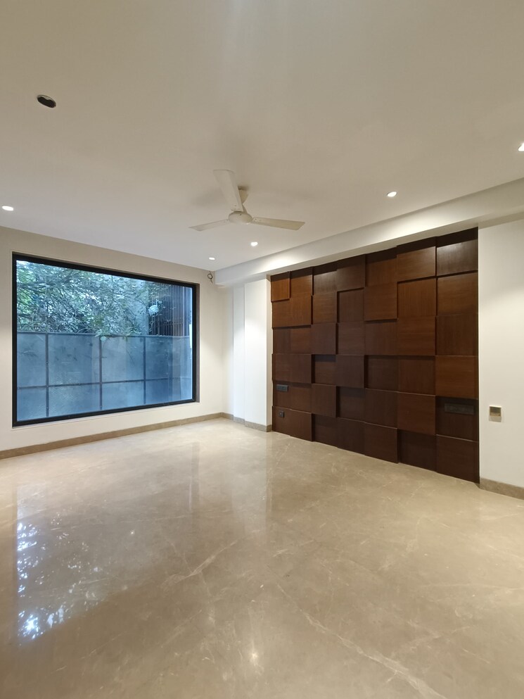 Room, dlf-green-avenue 4 Bedroom 4500 Sq.Ft. Builder Floor In Dlf Phase iv Gurgaon 9275485