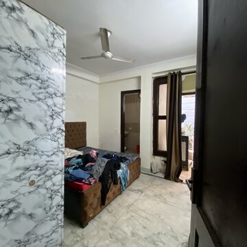 Parking in 3 BHK Builder Floor at Chattarpur – for Rent