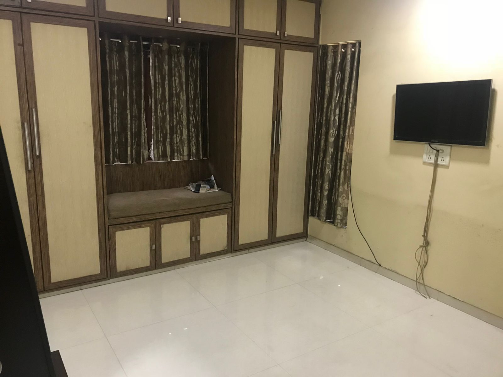 1 BHK 490 Sq.Ft. Apartment in Prayatna Apartment