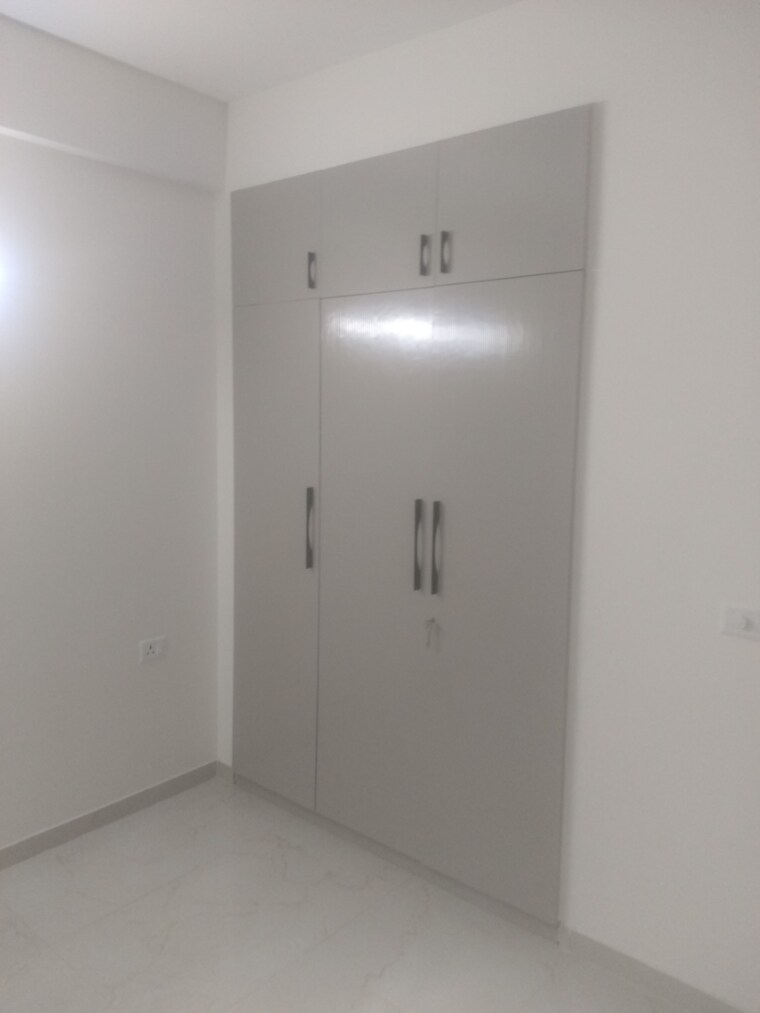 Room, smart-world-gems 2.5 Bedroom 1103 Sq.Ft. Apartment In Sector 89 Gurgaon 9275549