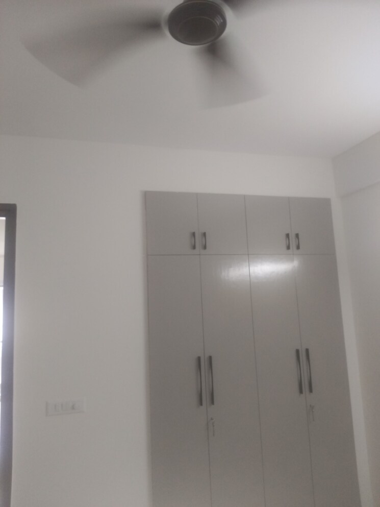 Room, smart-world-gems 2.5 Bedroom 1103 Sq.Ft. Apartment In Sector 89 Gurgaon 9275549