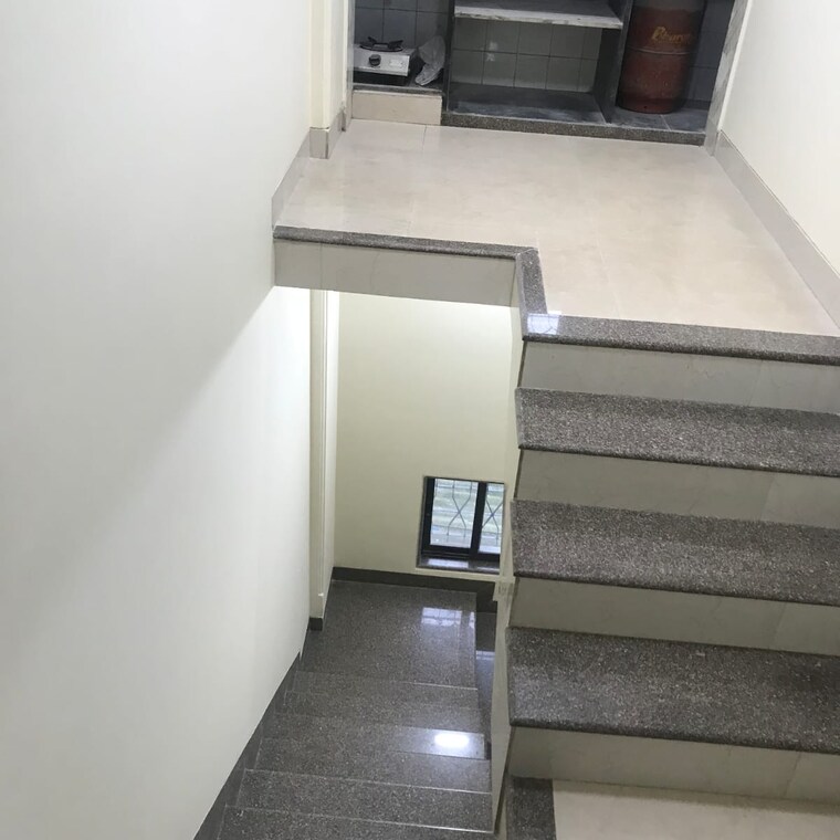 undefined, sv patel nagar 2 Bedroom 1600 Sq.Ft. Independent House In Sv Patel Nagar Mumbai 9275585