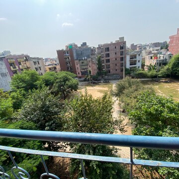 1 BHK Builder Floor – Garden View at Chattarpur - for Rent