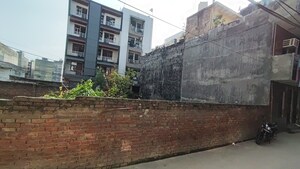  Plot For Sale in Mohan Garden