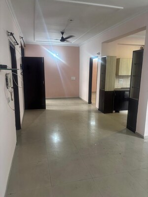 Room in 2 BHK Apartment at Pir Machalla – for Rent