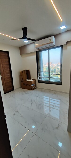 2 BHK Apartment For Rent in Takshashila More Towers, Ellisbridge