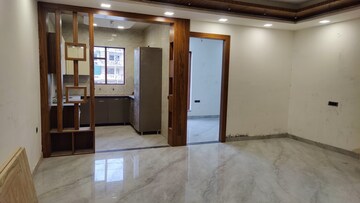 Room in 4 BHK Builder Floor at Green Fields Colony – for Rent