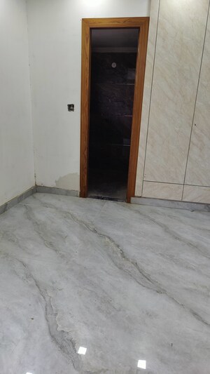 4 BHK Builder Floor For Rent in Green Fields Colony