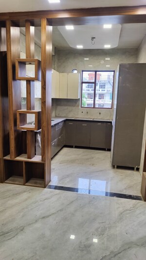 Living Room in 4 BHK Builder Floor at Green Fields Colony – for Rent