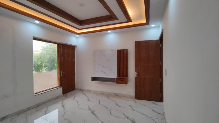 Bedroom, green fields colony 4 Bedroom 2700 Sq.Ft. Builder Floor In Green Fields Colony Faridabad 9275668