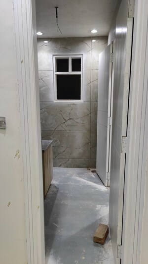 Bathroom in 4 BHK Builder Floor at Green Fields Colony – for Rent