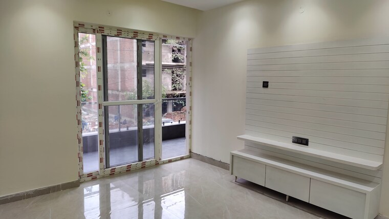 Room, green fields colony 4 Bedroom 4950 Sq.Ft. Builder Floor In Green Fields Colony Faridabad 9275689