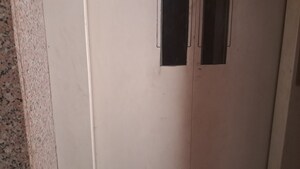 Room in 3 BHK Builder Floor at Moti Doongri – for Rent
