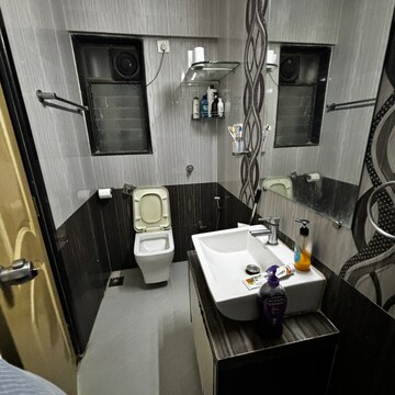 Team Area in 3 BHK Apartment at Evershine Greens, Anand Nagar – for Sale