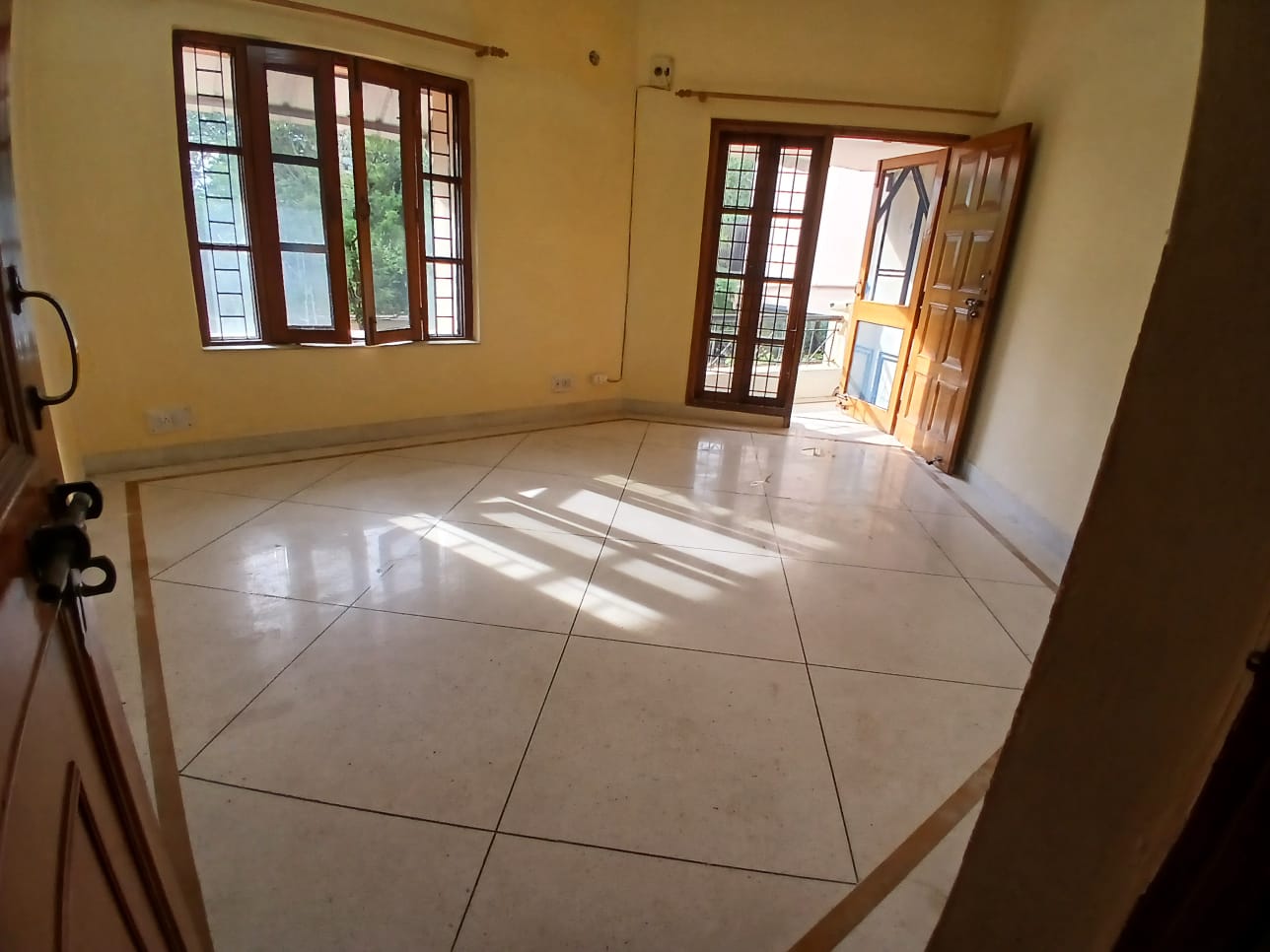 1 BHK Builder Floor For Rent in Sahastradhara Road
