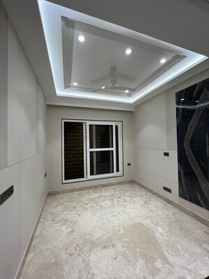 Room in 4 BHK Builder Floor at Greater Kailash I – for Sale